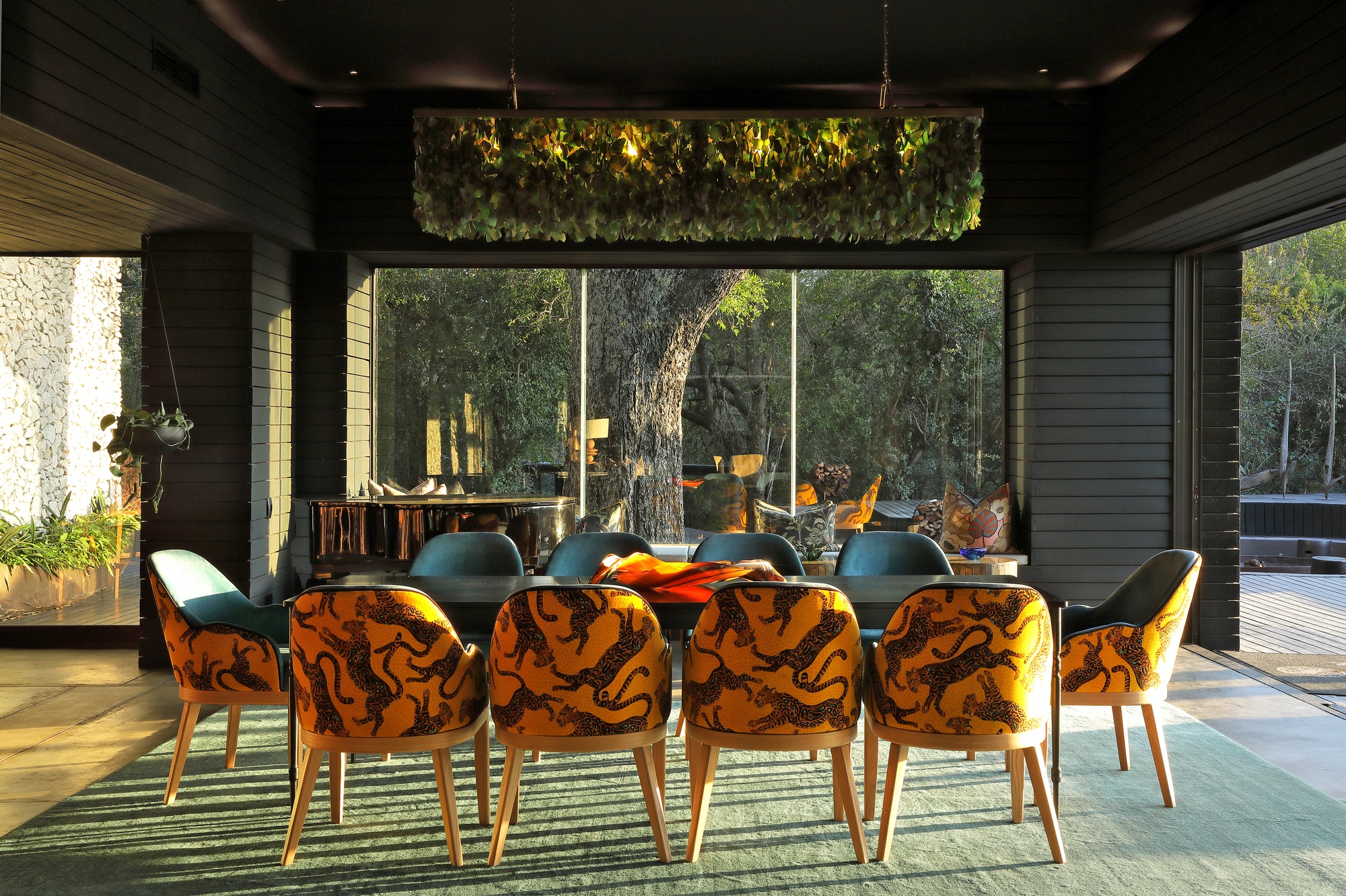 image-4-SilvanSafari_HW_018.jpg